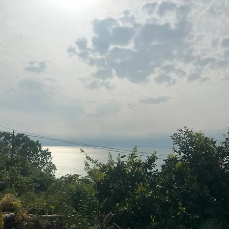 Merkeze Yakin Deniz Manzarali Doga Ile Ic Ice Essiz Huzur Icerisinde Bir Tatil Villa