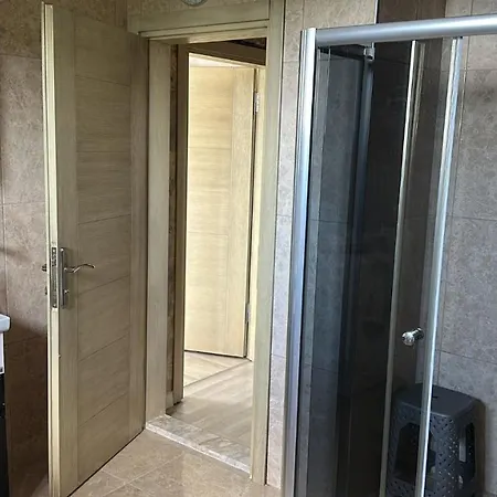 Merkeze Yakin Deniz Manzarali Doga Ile Ic Ice Essiz Huzur Icerisinde Bir Tatil Villa *