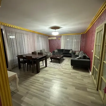 Villa Merkeze Yakin Deniz Manzarali Doga Ile Ic Ice Essiz Huzur Icerisinde Bir Tatil Trabzon